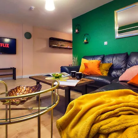 Duplex Apartment In Leeds With King Size Bed - Long Stay Rates Available Exterior photo